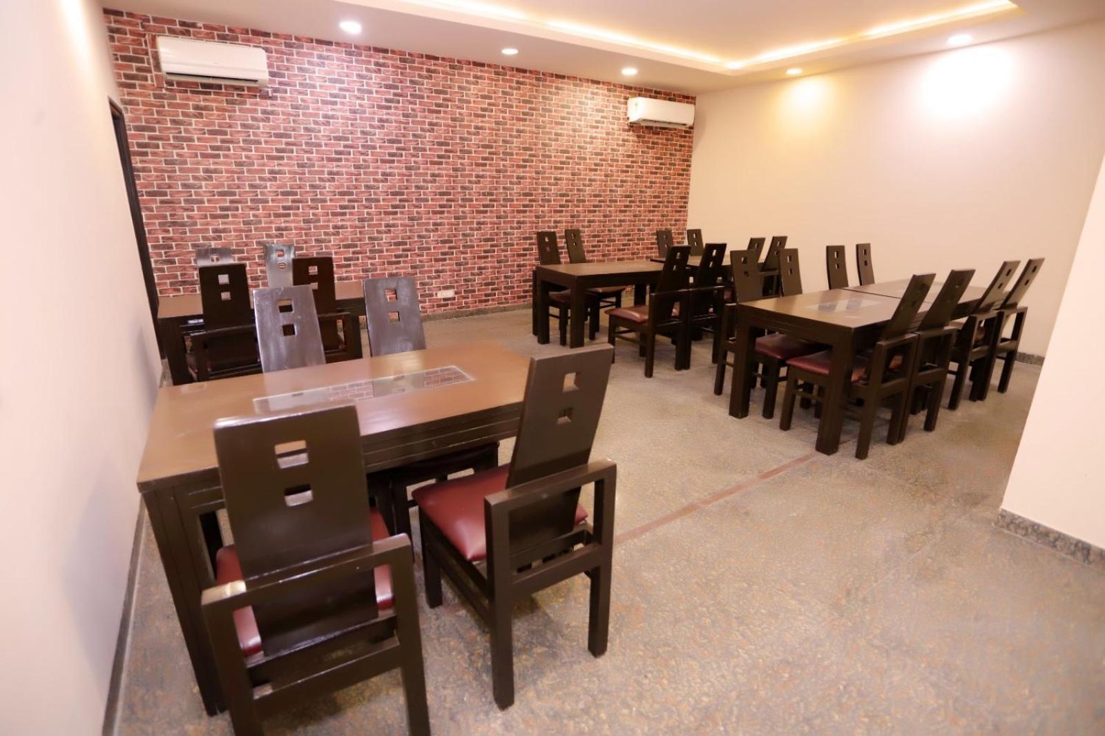 Hotel Mvr Stay By Admire Inn Noida Exterior photo